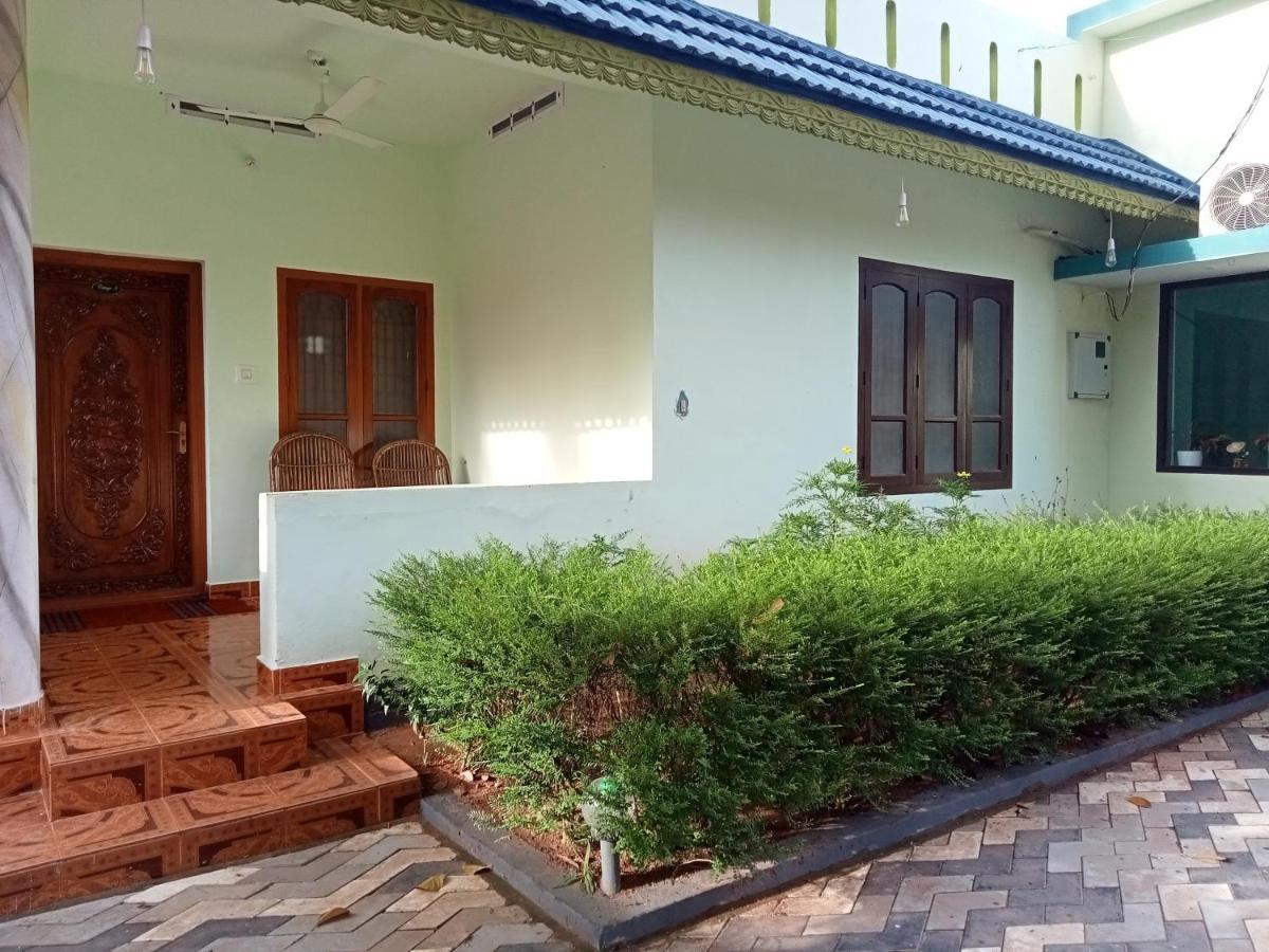 Bed and Breakfast Lavender Residency Varkala Esterno foto